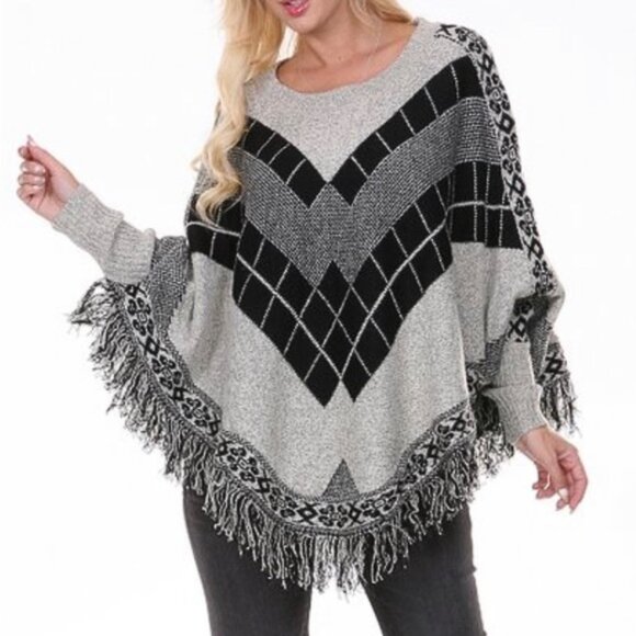 Sweaters - Boho Fringe Poncho Sweater Cardigan Black Off-White L/XL – Batwing Knit Pullover